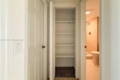 382 Wellington K #382, West Palm Beach, FL 33417 - Photo 14