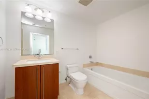 79 SW 12th St, Miami, FL 33130 - Photo 20