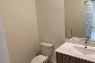 7915 NW 104th Ave, Doral, FL 33178 - Photo 22