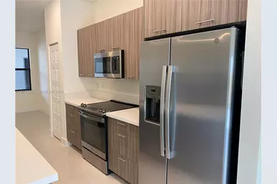 7915 NW 104th Ave #4, Doral, FL 33178 - Photo 6