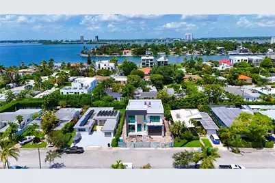 7516 Bounty Ave, North Bay Village, FL 33141 - Photo 4