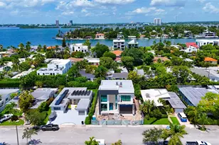 7516 Bounty Ave, North Bay Village, FL 33141 - Photo 4