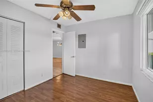 900 SW 125th Way, Pembroke Pines, FL 33027 - Photo 30