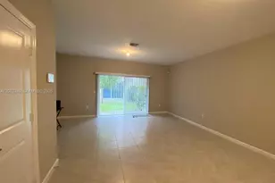 2810 NW 181st St, Miami Gardens, FL 33056 - Photo 2