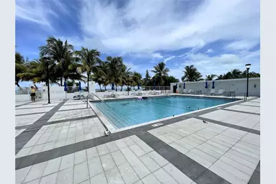 5001 Collins Av #15D, Miami Beach, FL 33140 - Photo 30