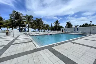 5001 Collins Ave, Miami Beach, FL 33140 - Photo 30