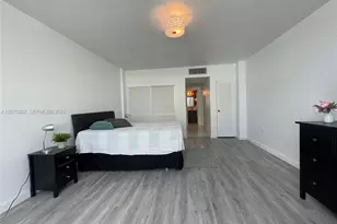 5001 Collins Ave, Miami Beach, FL 33140 - Photo 14