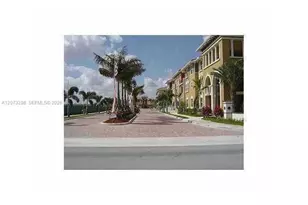 10800 NW 88th Terrace, Doral, FL 33178 - Photo 2