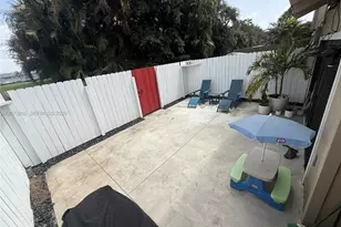 1925 SW 81st Terrace, Davie, FL 33324 - Photo 18