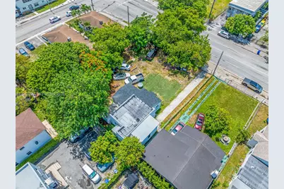 1027 NW 29th St, Miami, FL 33127 - Photo 8