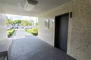 1001 Hillcrest Ct, Hollywood, FL 33021 - Photo 14