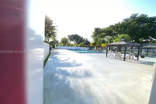 1001 Hillcrest Ct, Hollywood, FL 33021 - Photo 24
