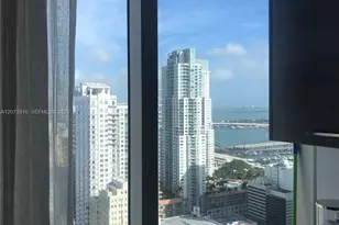151 SE 1st St, Miami, FL 33131 - Photo 12