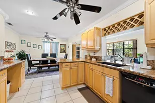 5009 SW 104th Ave, Cooper City, FL 33328 - Photo 10