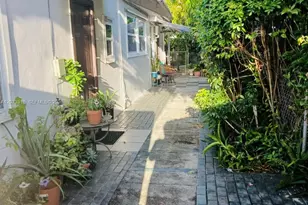 4400 SW 112th Pl, Miami, FL 33165 - Photo 2