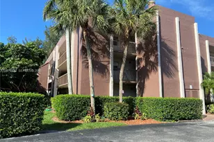 7020 Nova Dr, Davie, FL 33317 - Photo 2