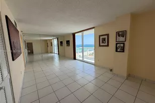 2457 Collins Ave, Miami Beach, FL 33140 - Photo 4