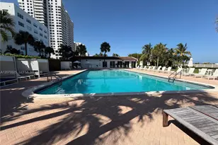 2457 Collins Ave, Miami Beach, FL 33140 - Photo 42