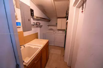 11600 NE 6th Ave, Biscayne Park, FL 33161 - Photo 20