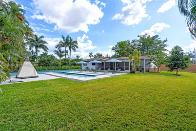 535 N Biscayne River Dr, Miami, FL 33169 - Photo 48