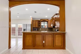 10212 NW 129th St, Hialeah Gardens, FL 33018 - Photo 12