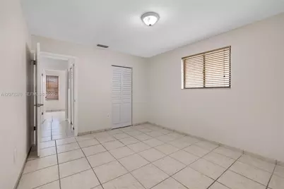 10212 NW 129th St, Hialeah Gardens, FL 33018 - Photo 42