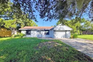 2026 Schooner Dr, Labelle, FL 33935 - Photo 1