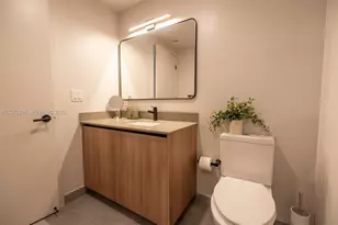 121 NE 5th St, Miami, FL 33132 - Photo 6