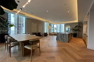 121 NE 5th St, Miami, FL 33132 - Photo 30