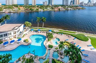 19101 NE 36th Ct, Aventura, FL 33180 - Photo 32