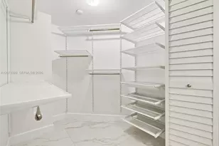 19101 NE 36th Ct, Aventura, FL 33180 - Photo 22