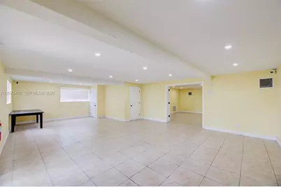 359 10th St, Lake Park, FL 33403 - Photo 24