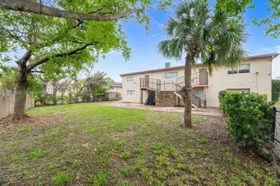 359 10th St, Lake Park, FL 33403 - Photo 34