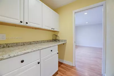 359 10th St, Lake Park, FL 33403 - Photo 36