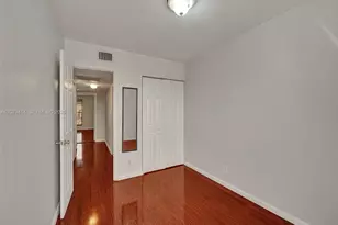 9148 Lime Tree Ln, Pembroke Pines, FL 33024 - Photo 10