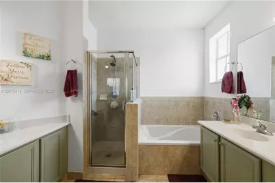 8741 NW 110th Ave, Doral, FL 33178 - Photo 36