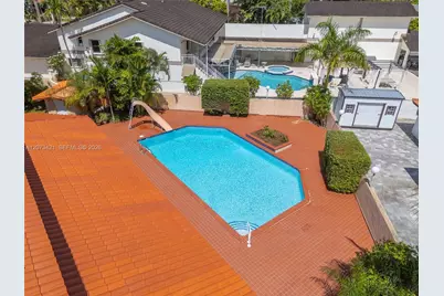 8390 SW 2nd St, Miami, FL 33144 - Photo 16