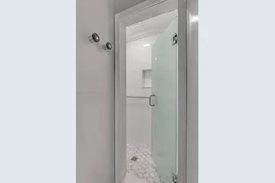 8390 SW 2nd St, Miami, FL 33144 - Photo 38