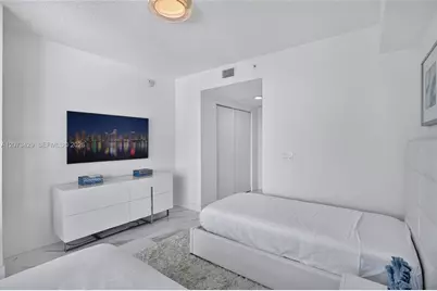 300 Sunny Isles Blvd #4-1007, Sunny Isles Beach, FL 33160 - Photo 28