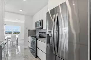 340 Sunset Dr, Fort Lauderdale, FL 33301 - Photo 20