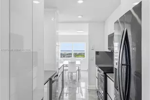340 Sunset Dr, Fort Lauderdale, FL 33301 - Photo 18