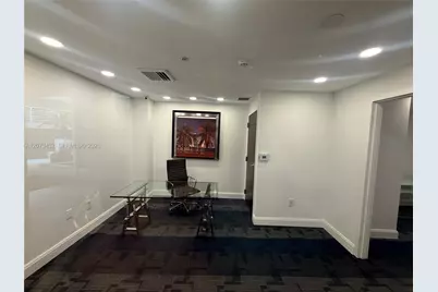253 NE 2nd St #4607, Miami, FL 33132 - Photo 16