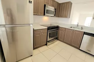 8620 N Sherman Cir, Miramar, FL 33025 - Photo 2