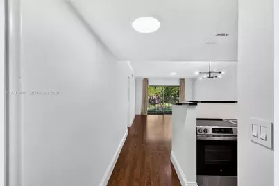 899 SE 2nd Ave #220, Deerfield Beach, FL 33441 - Photo 2