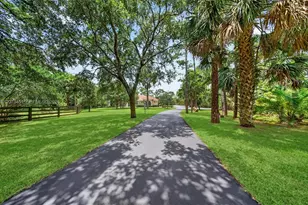 1215 Stallion Dr, Loxahatchee, FL 33470 - Photo 58
