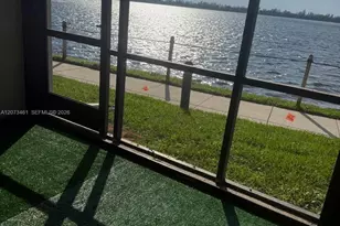 109 Lake Emerald Dr, Oakland Park, FL 33309 - Photo 2
