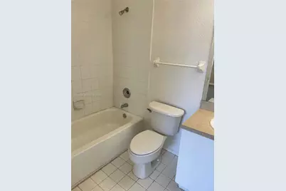 4513 Woodland Cir #4513, Tamarac, FL 33319 - Photo 12