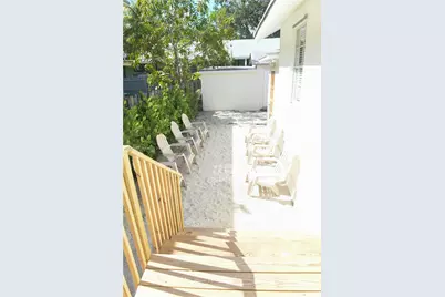1274 SW 5th St, Miami, FL 33135 - Photo 20