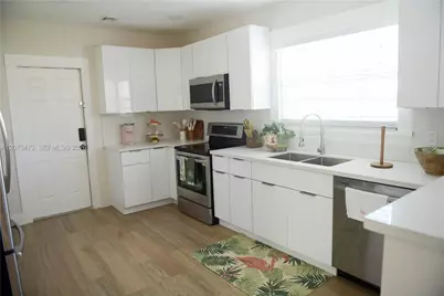 1274 SW 5th St, Miami, FL 33135 - Photo 8