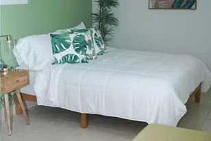 1274 SW 5th St, Miami, FL 33135 - Photo 22